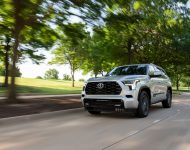 2023 Toyota Sequoia Platinum - Front Three-Quarter Wallpaper 190x150