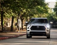2023 Toyota Sequoia Platinum - Front Wallpaper 190x150