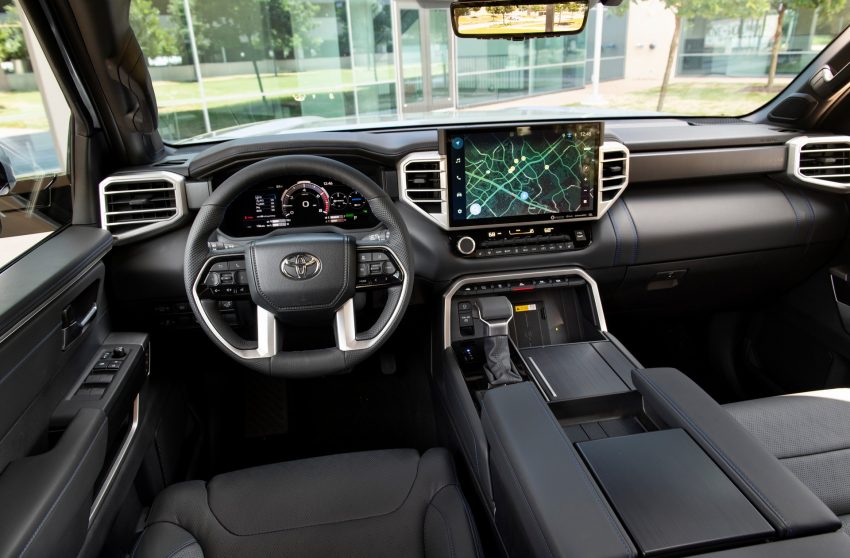 2023 Toyota Sequoia Platinum - Interior, Cockpit Wallpaper 850x558 #27