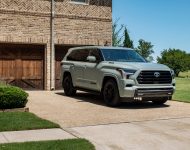 2023 Toyota Sequoia SR5 TRD Sport Package - Front Three-Quarter Wallpaper 190x150