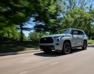 2023 Toyota Sequoia SR5 TRD Sport Package - Front Three-Quarter Wallpaper 190x150