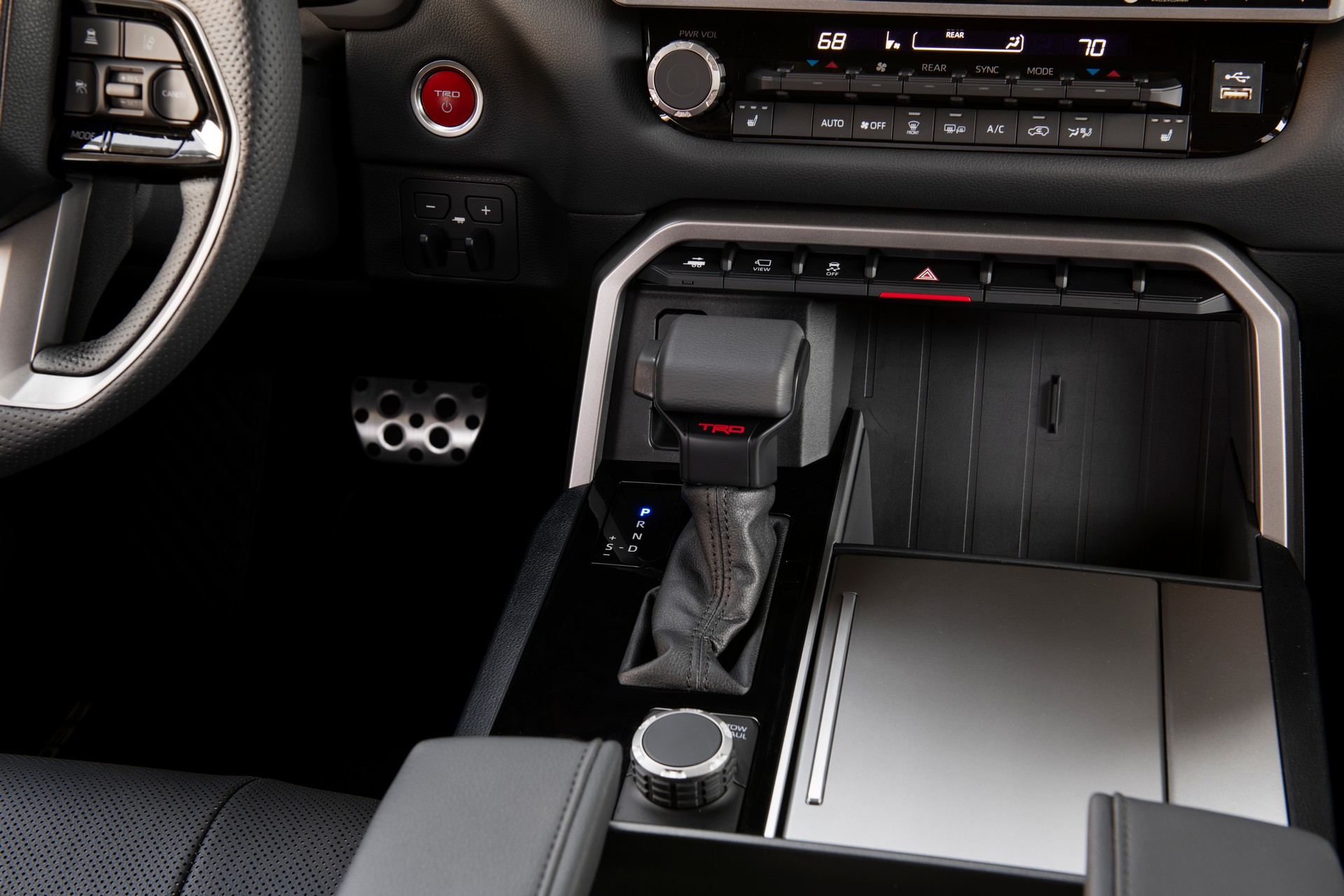 Download 2023 Toyota Sequoia SR5 TRD Sport Package - Interior, Detail HD Wallpaper 1920x1280 #22