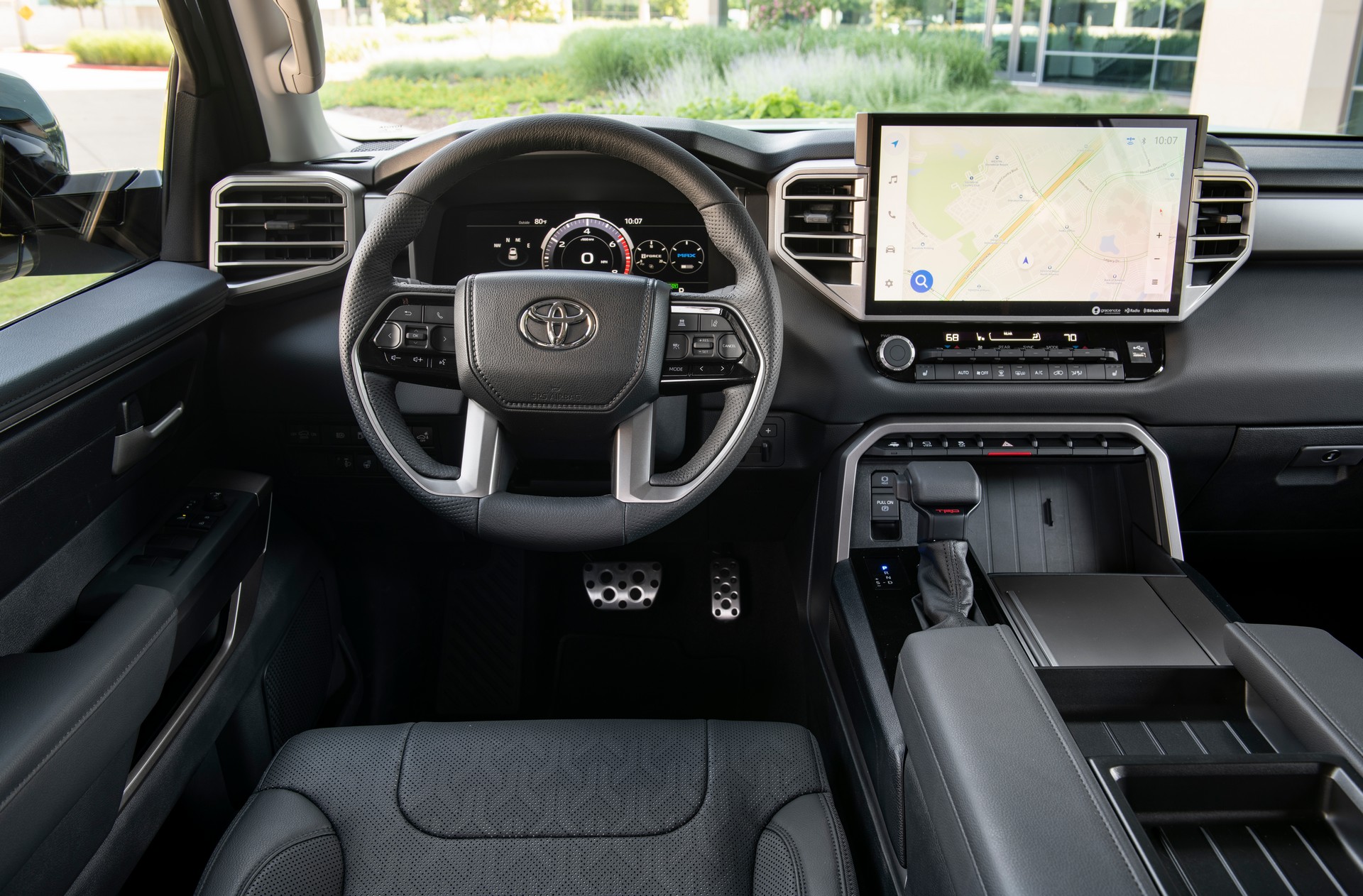 Download 2023 Toyota Sequoia SR5 TRD Sport Package - Interior HD Wallpaper 1920x1262 #20