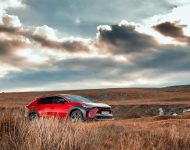 2023 Toyota bZ4X - UK version - Front Three-Quarter Wallpaper 190x150