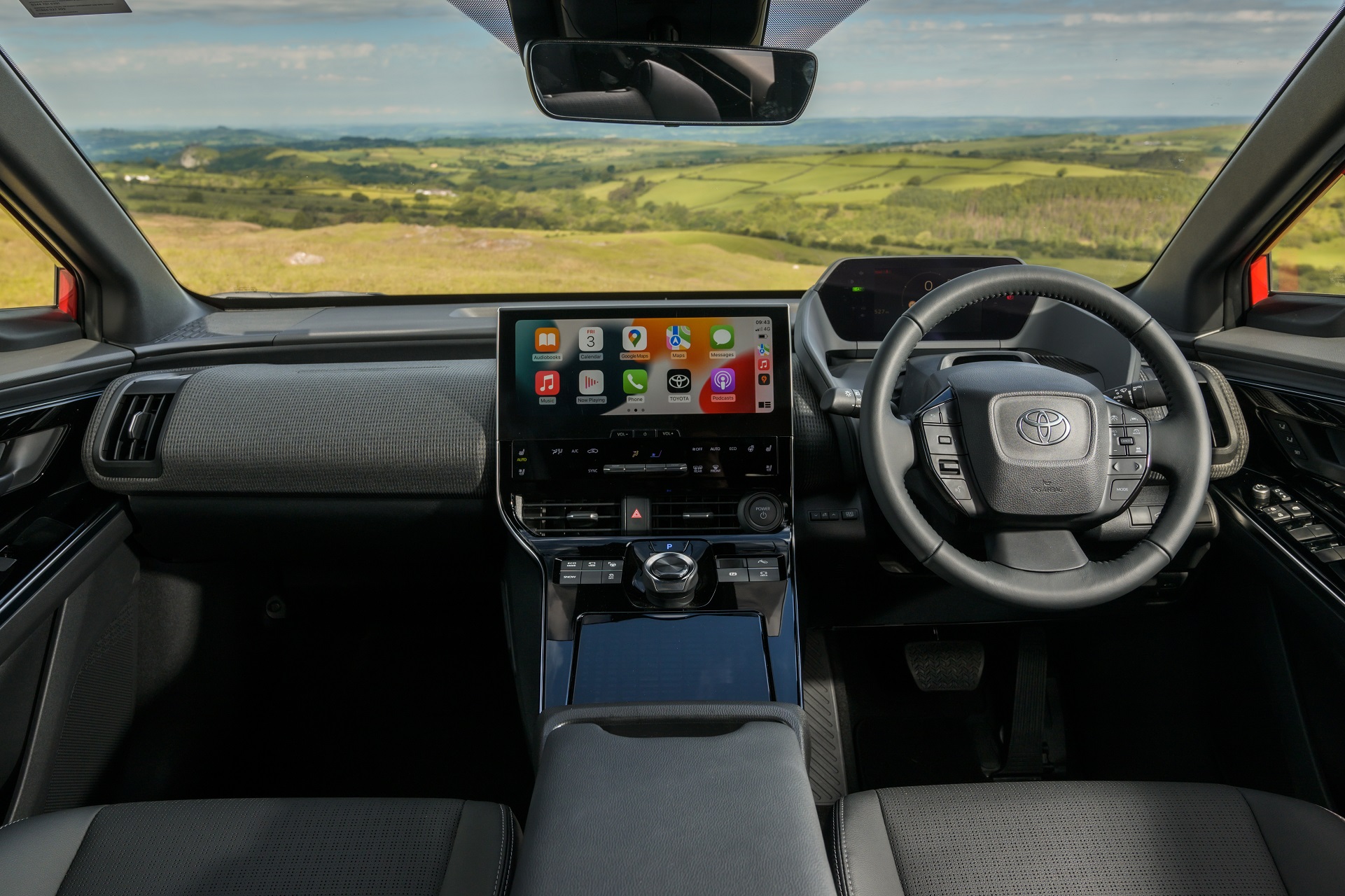 Download 2023 Toyota bZ4X - UK version - Interior, Cockpit HD Wallpaper 1921x1280 #72