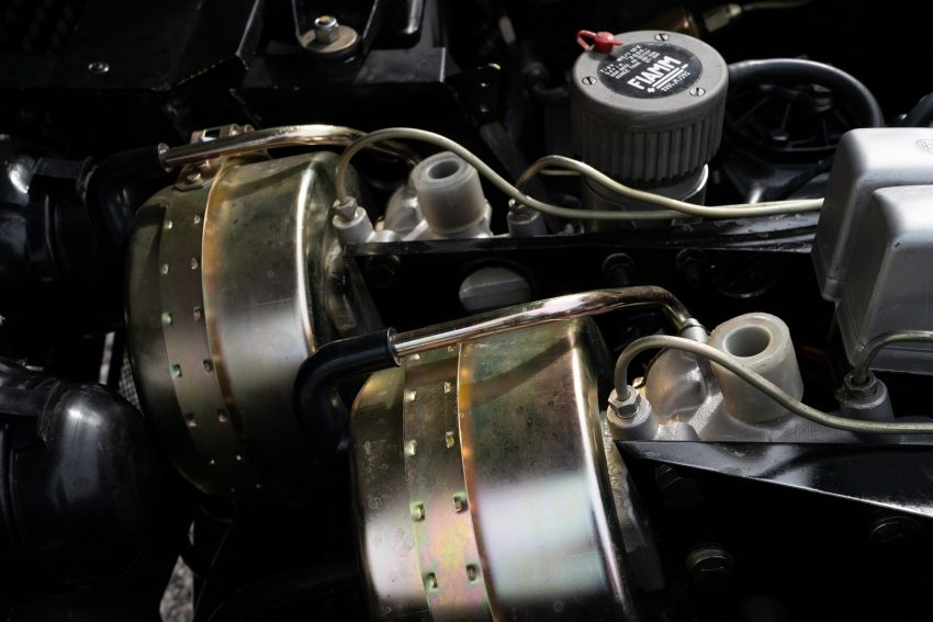 1968 Lamborghini Espada 400 GT - Engine Wallpaper 850x567 #95