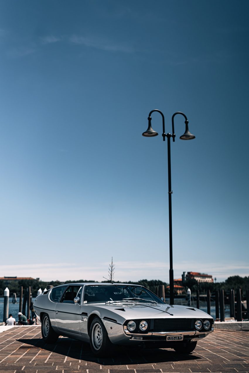 1968 Lamborghini Espada 400 GT - Front Three-Quarter Phone Wallpaper 850x1275 #1