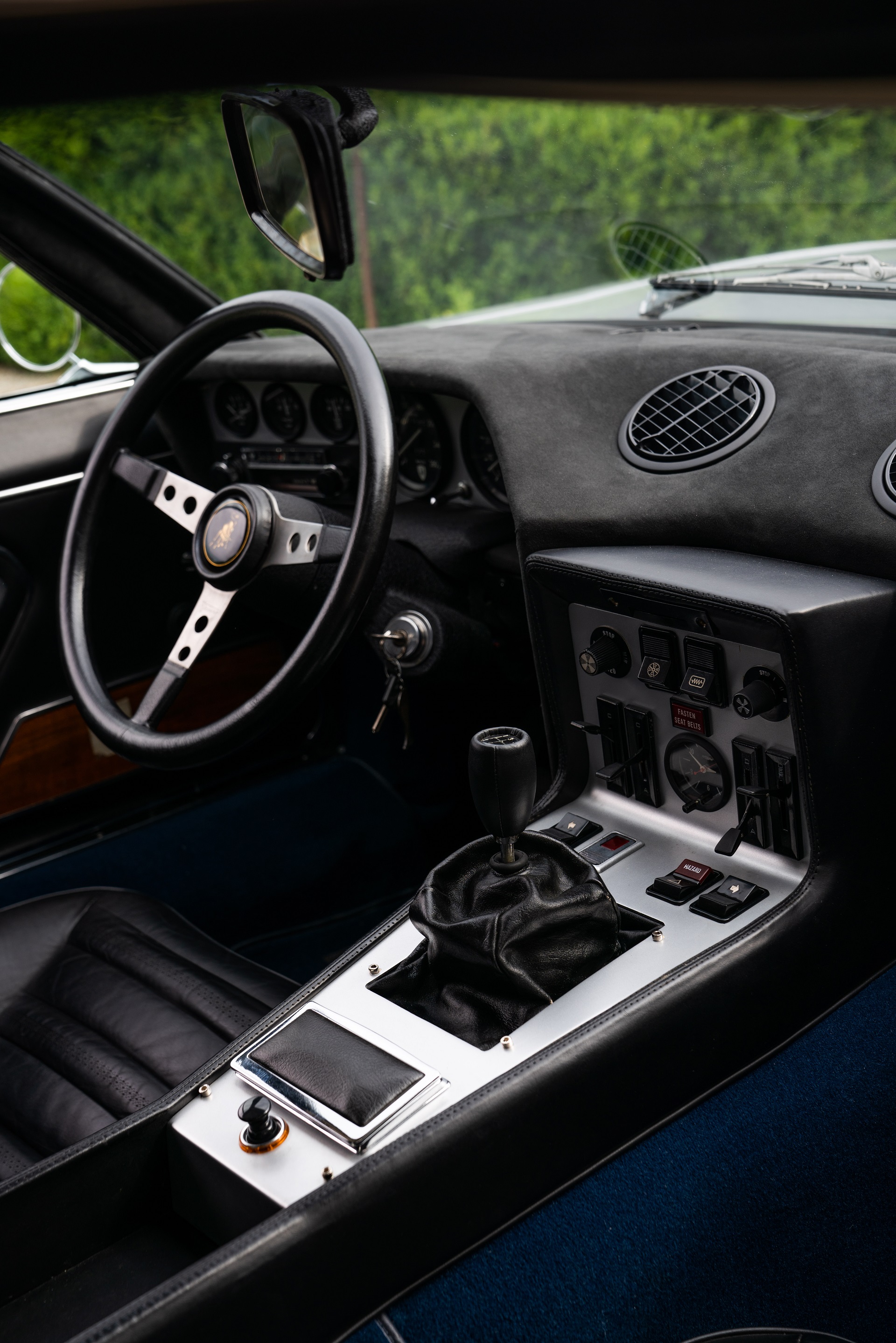Download 1968 Lamborghini Espada 400 GT - Interior, Detail HD Phone Wallpaper 1920x2878 #98