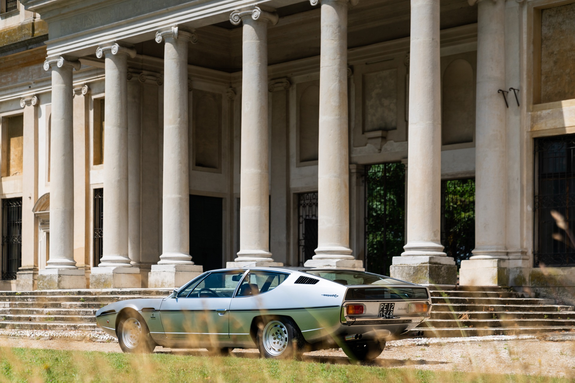 Download 1968 Lamborghini Espada 400 GT - Rear Three-Quarter HD Wallpaper 1920x1280 #40