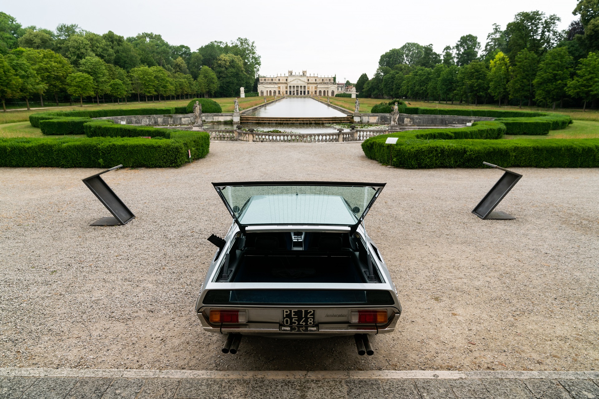 Download 1968 Lamborghini Espada 400 GT - Rear HD Wallpaper 1920x1280 #13