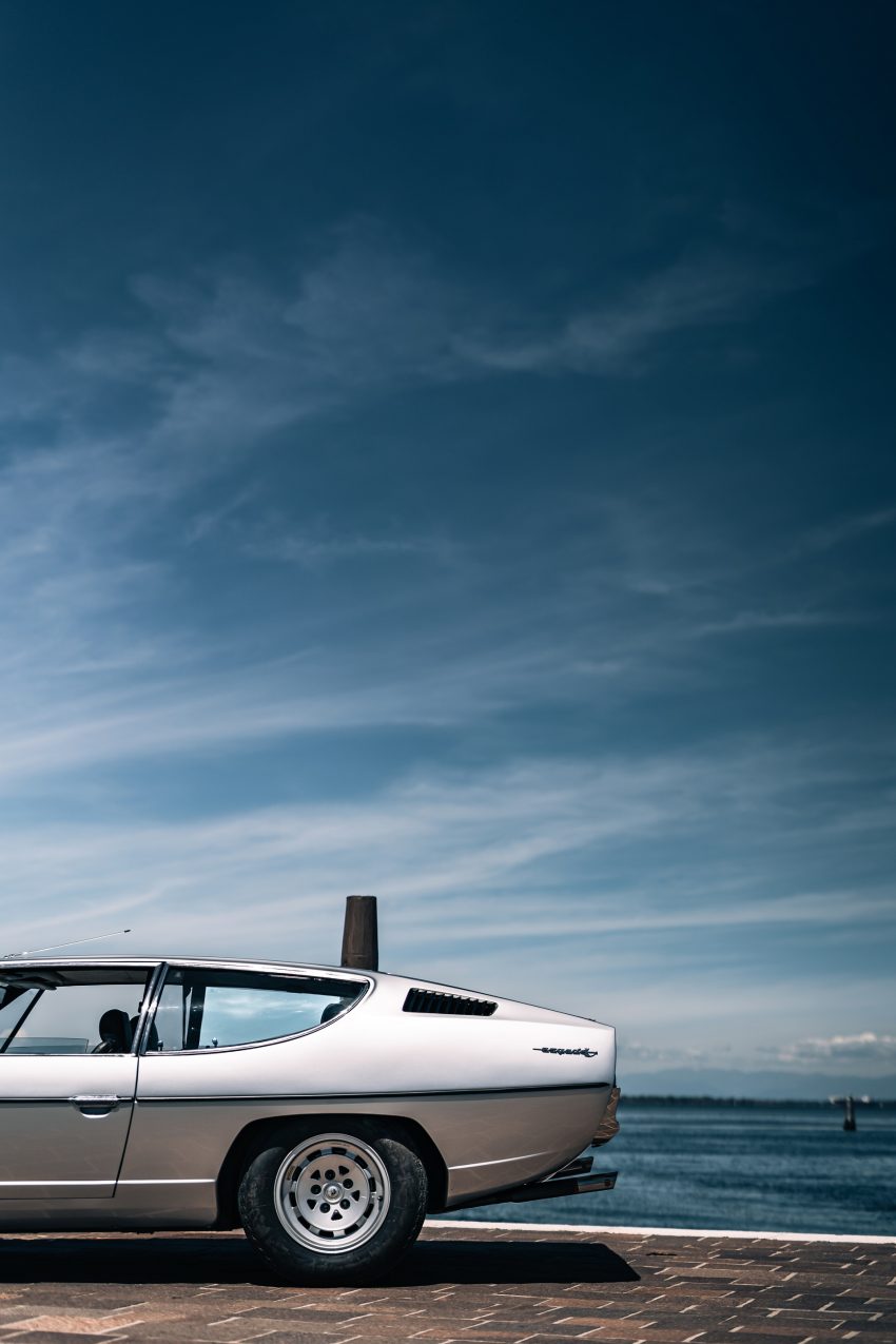 1968 Lamborghini Espada 400 GT - Rear Phone Wallpaper 850x1275 #62