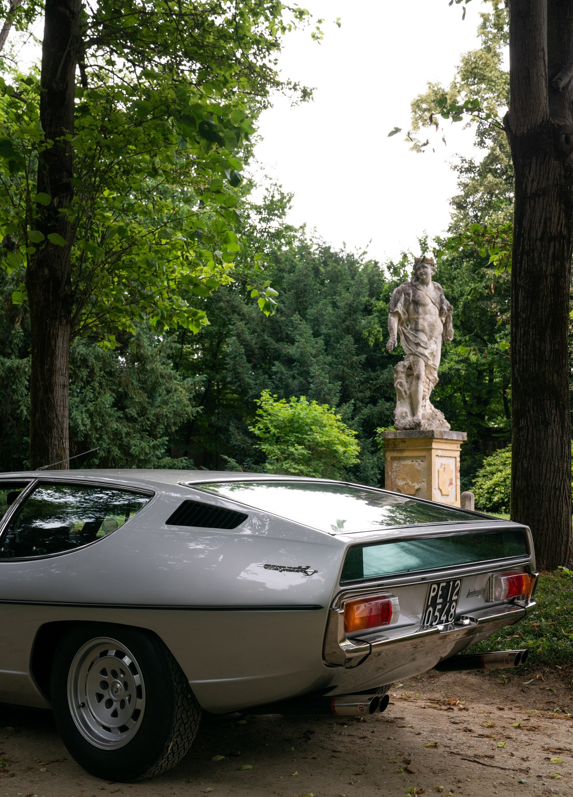 Download 1968 Lamborghini Espada 400 GT - Rear HD Phone Wallpaper 1920x2669 #56