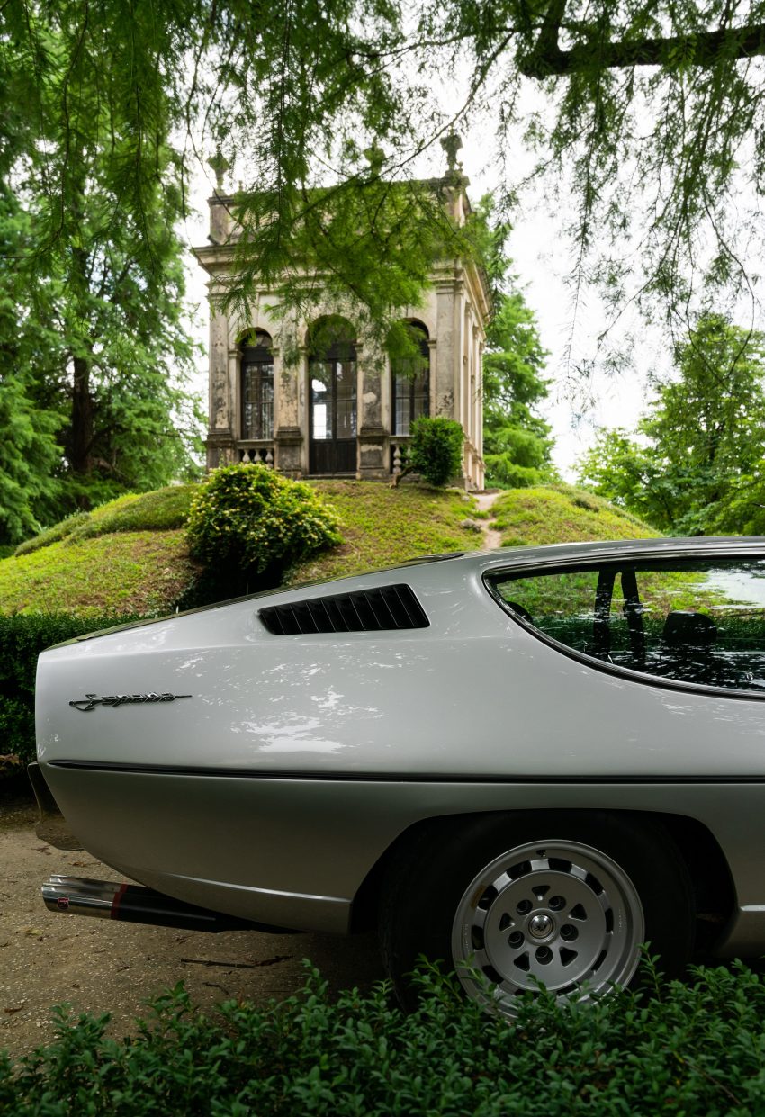 1968 Lamborghini Espada 400 GT - Rear Phone Wallpaper 850x1241 #80