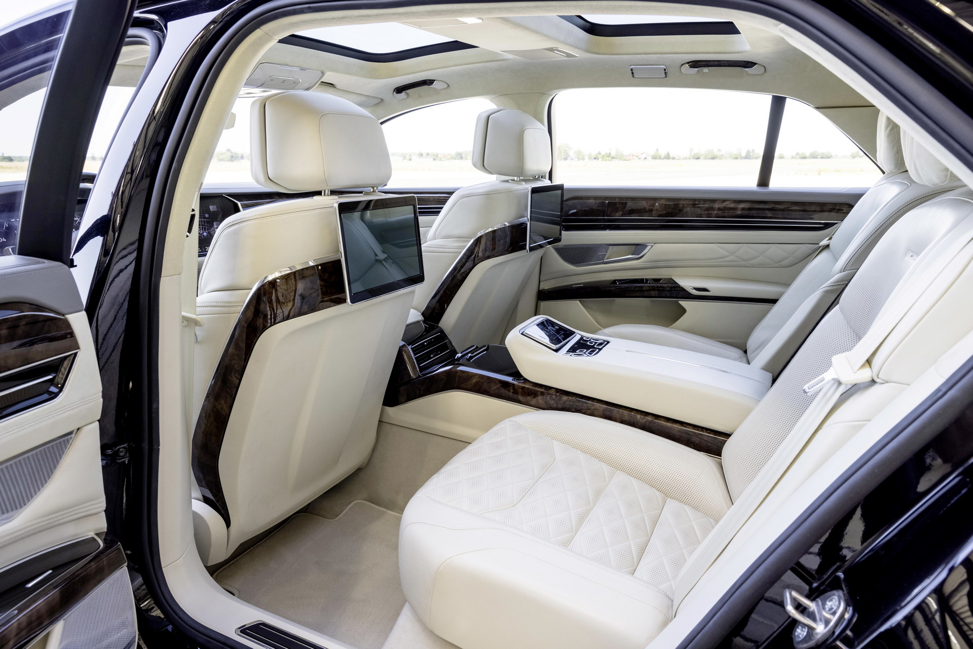 Download 2016 Volkswagen Phaeton D2 Concept - Interior, Rear Seats HD Wallpaper 1920x1281 #9