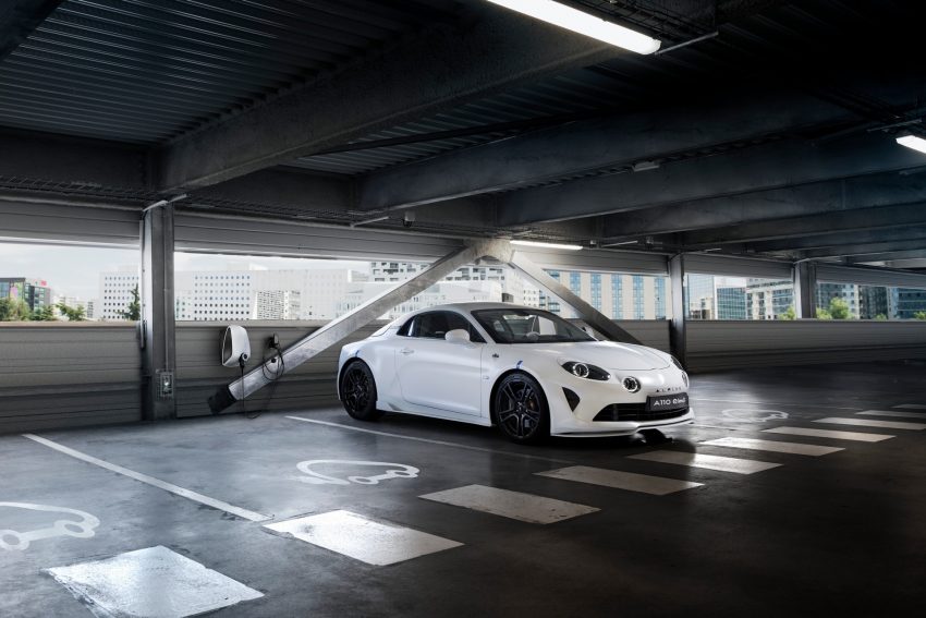 2022 Alpine A110 E-ternite Concept - Front Three-Quarter Wallpaper 850x567 #10