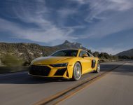 2022 Audi R8 V10 Coupé - US version - Front Three-Quarter Wallpaper 190x150
