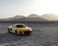 2022 Audi R8 V10 Coupé - US version - Front Three-Quarter Wallpaper 190x150