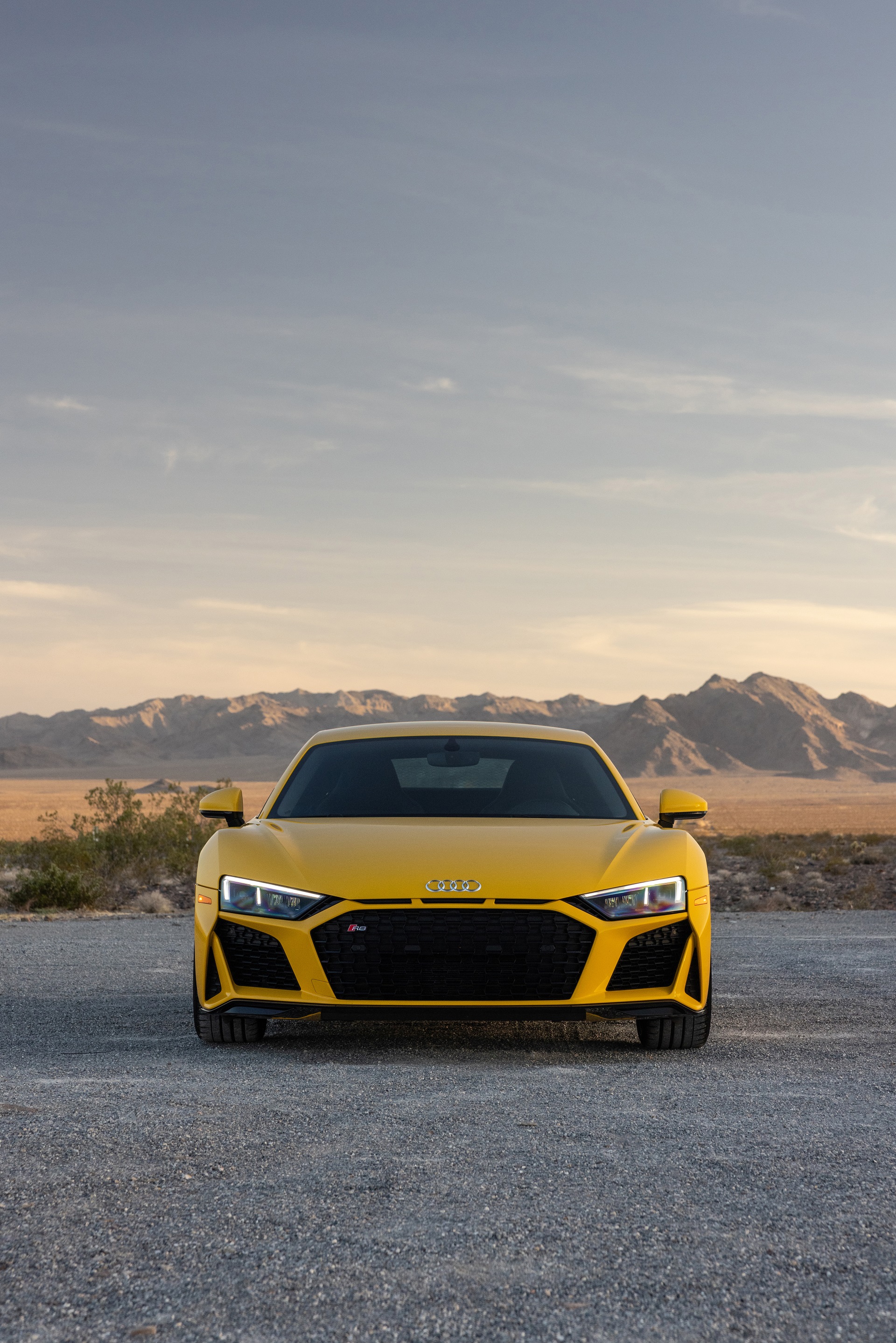 Download 2022 Audi R8 V10 Coupé - US version - Front HD Phone Wallpaper 1920x2878 #11