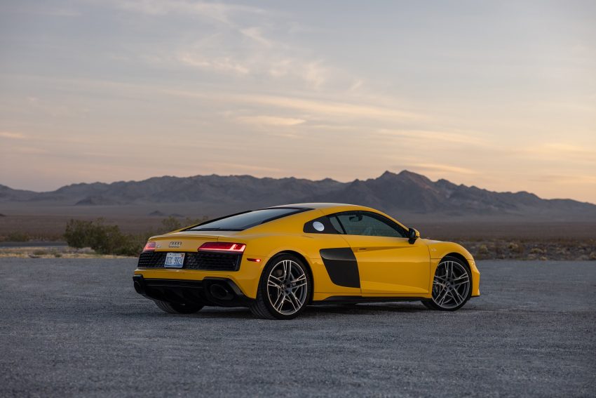 2022 Audi R8 V10 Coupé - US version - Rear Three-Quarter Wallpaper 850x567 #17