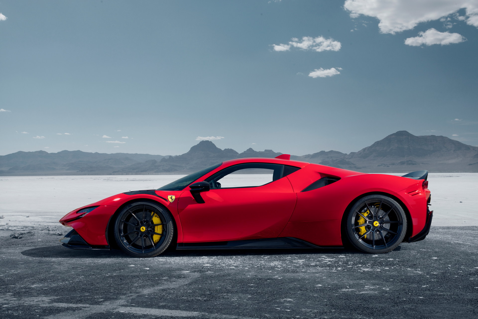 Download 2022 Ferrari SF90 Stradale by Novitec - Side HD Wallpaper 1920x1281 #4