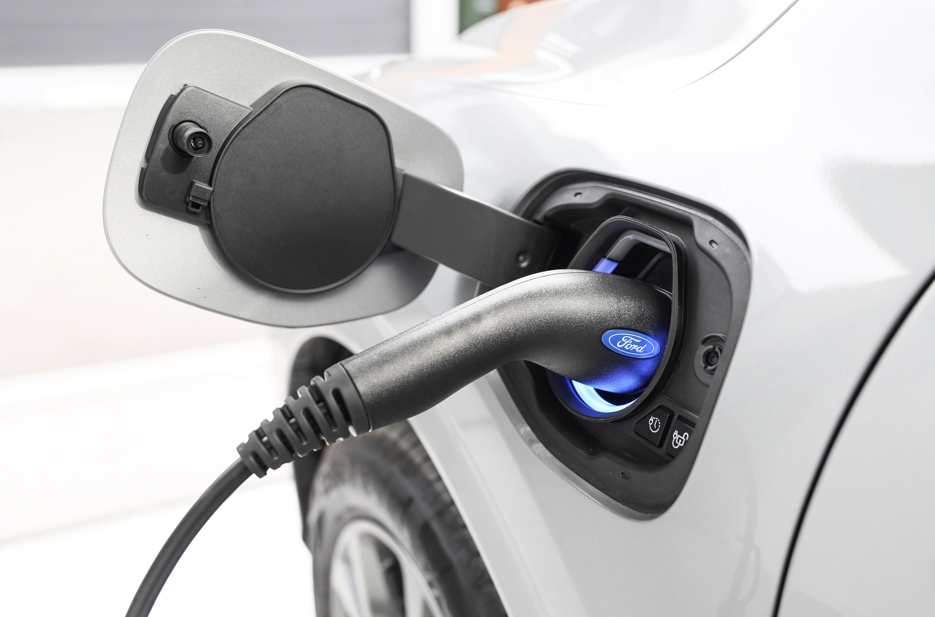 Download 2022 Ford Escape PHEV - AU version - Charging Connector HD Wallpaper 1920x1268 #136