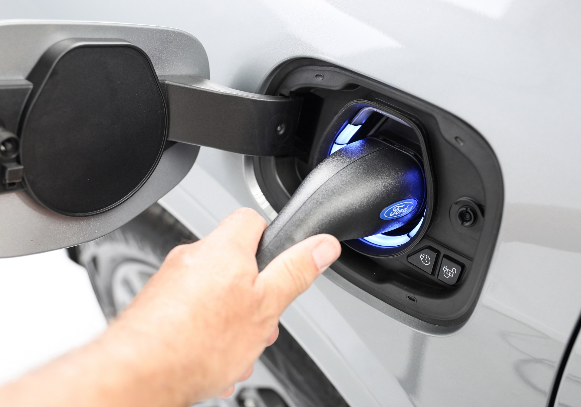 Download 2022 Ford Escape PHEV - AU version - Charging Connector HD Wallpaper 1920x1347 #138