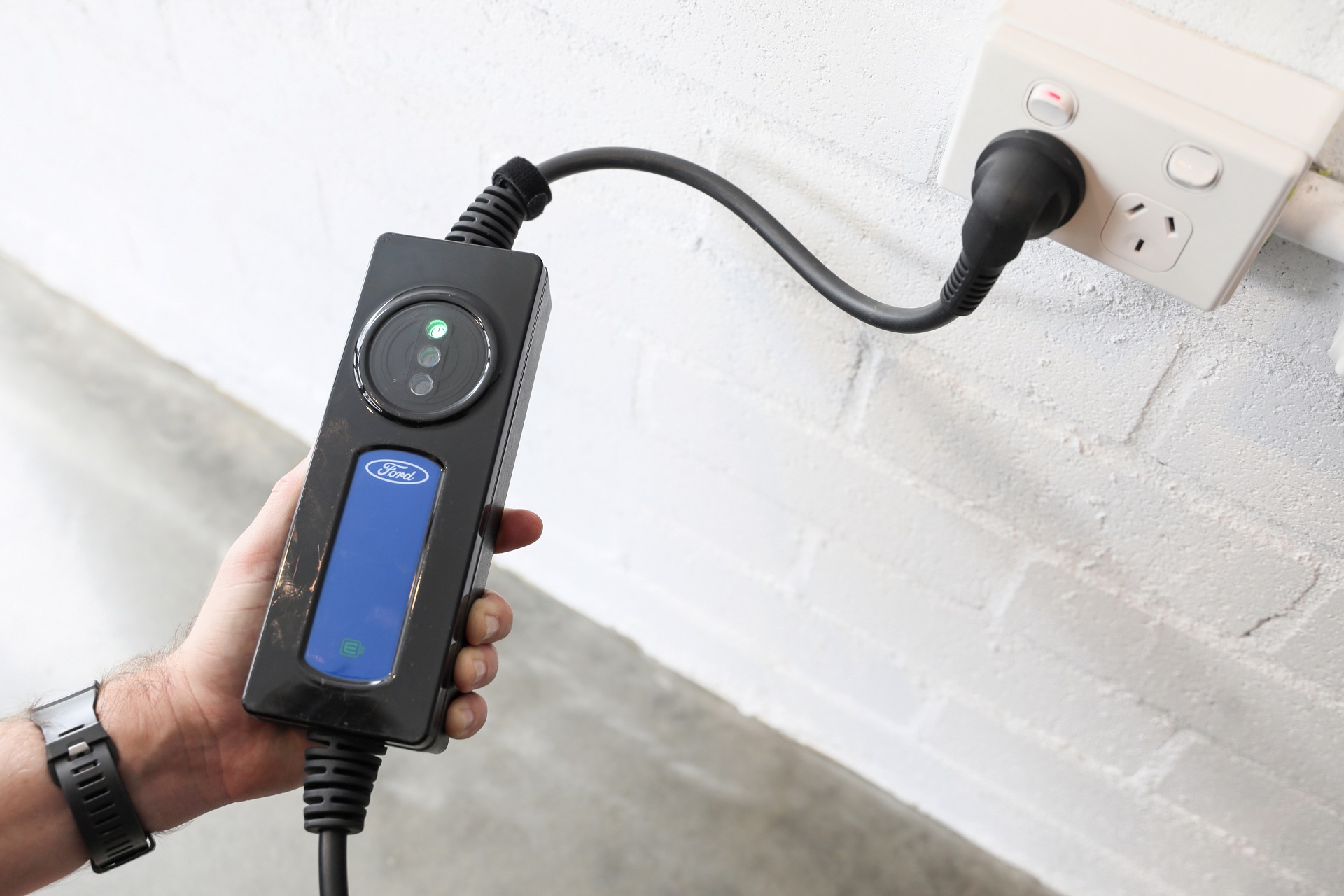 Download 2022 Ford Escape PHEV - AU version - Charging Connector HD Wallpaper 1920x1280 #188