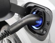 2022 Ford Escape PHEV - AU version - Charging Connector Wallpaper 190x150