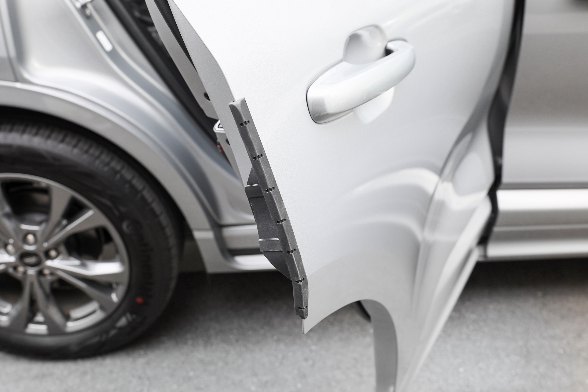 Download 2022 Ford Escape PHEV - AU version - Detail HD Wallpaper 1920x1280 #143