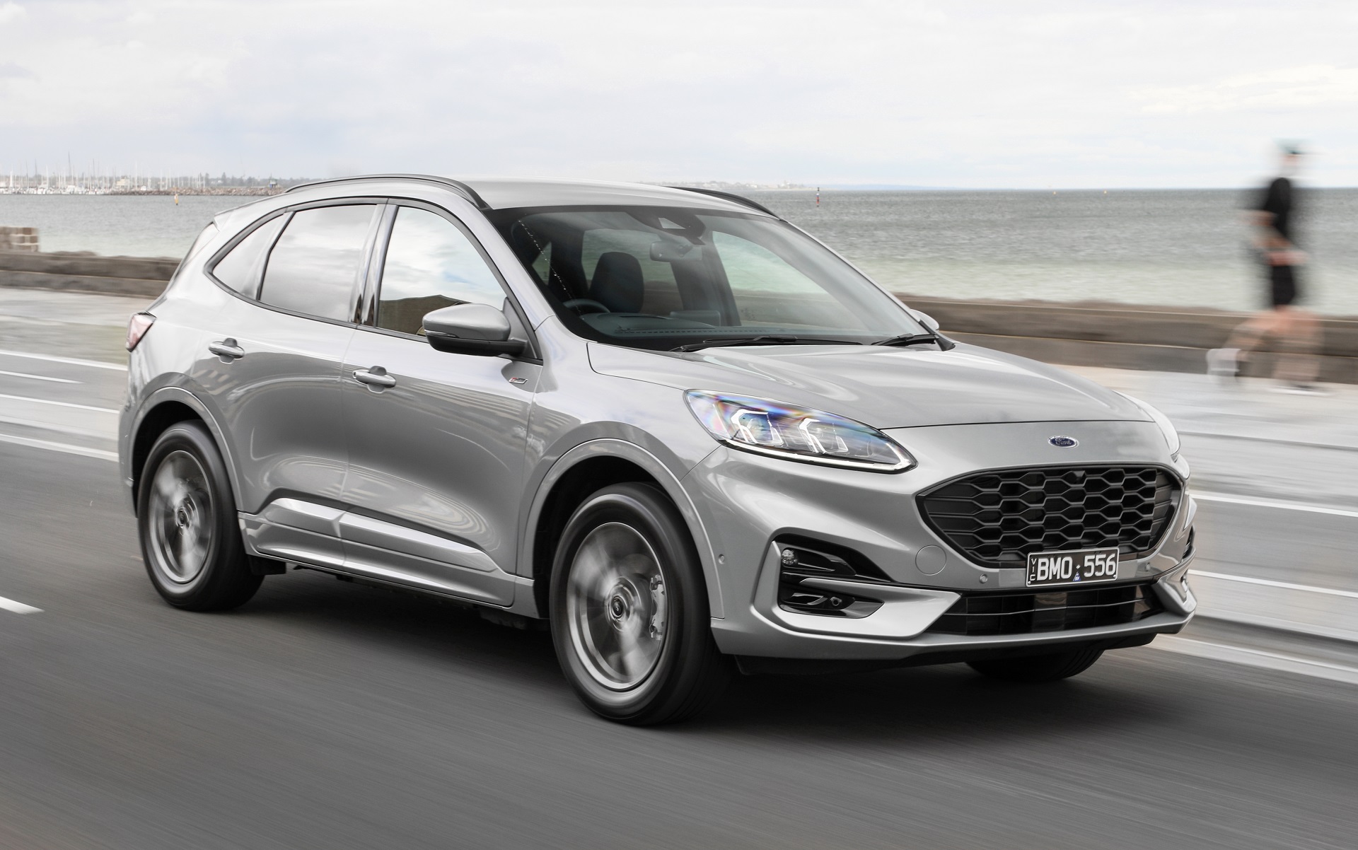 Download 2022 Ford Escape PHEV - AU version - Front Three-Quarter HD Wallpaper 1920x1202 #41