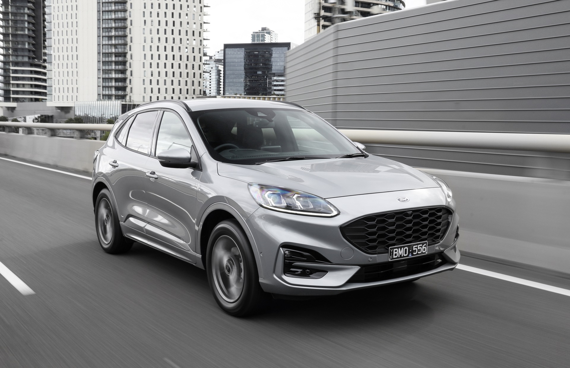 Download 2022 Ford Escape PHEV - AU version - Front Three-Quarter HD Wallpaper 1920x1241 #33