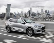 2022 Ford Escape PHEV - AU version - Front Three-Quarter Wallpaper 190x150