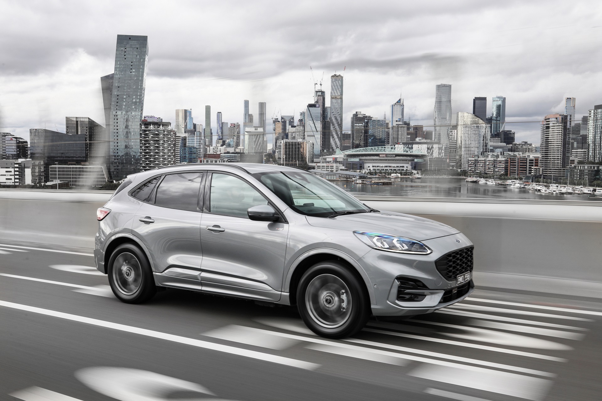 Download 2022 Ford Escape PHEV - AU version - Front Three-Quarter HD Wallpaper 1920x1280 #21