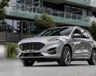 2022 Ford Escape PHEV - AU version - Front Three-Quarter Wallpaper 190x150