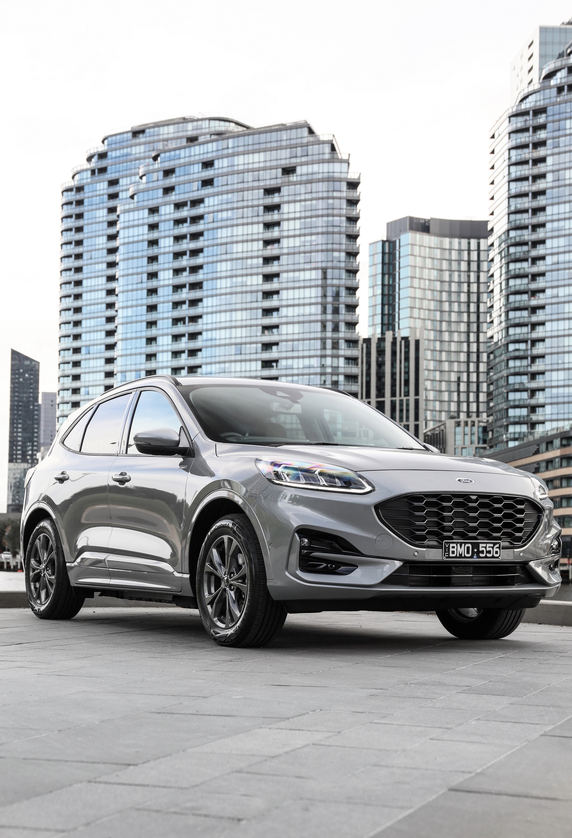 Download 2022 Ford Escape PHEV - AU version - Front Three-Quarter HD Phone Wallpaper 1920x2813 #3