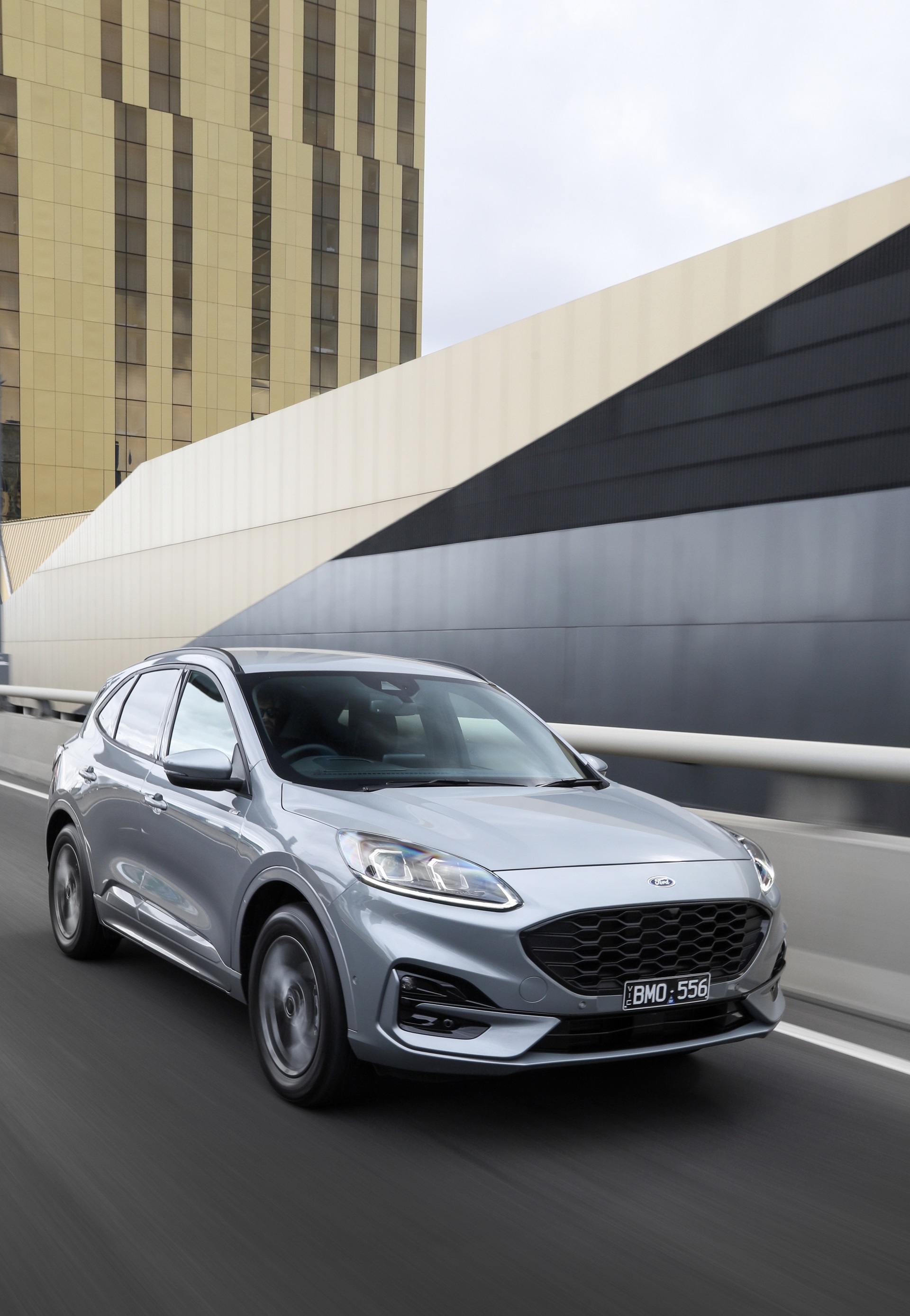 Download 2022 Ford Escape PHEV - AU version - Front Three-Quarter HD Phone Wallpaper 1920x2777 #35