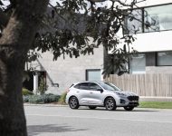 2022 Ford Escape PHEV - AU version - Front Three-Quarter Wallpaper 190x150