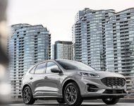 2022 Ford Escape PHEV - AU version - Front Three-Quarter Wallpaper 190x150