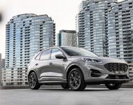 2022 Ford Escape PHEV - AU version - Front Three-Quarter Wallpaper 190x150