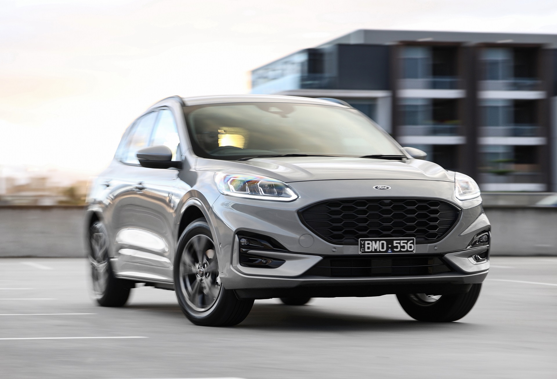 Download 2022 Ford Escape PHEV - AU version - Front HD Wallpaper 1920x1309 #7