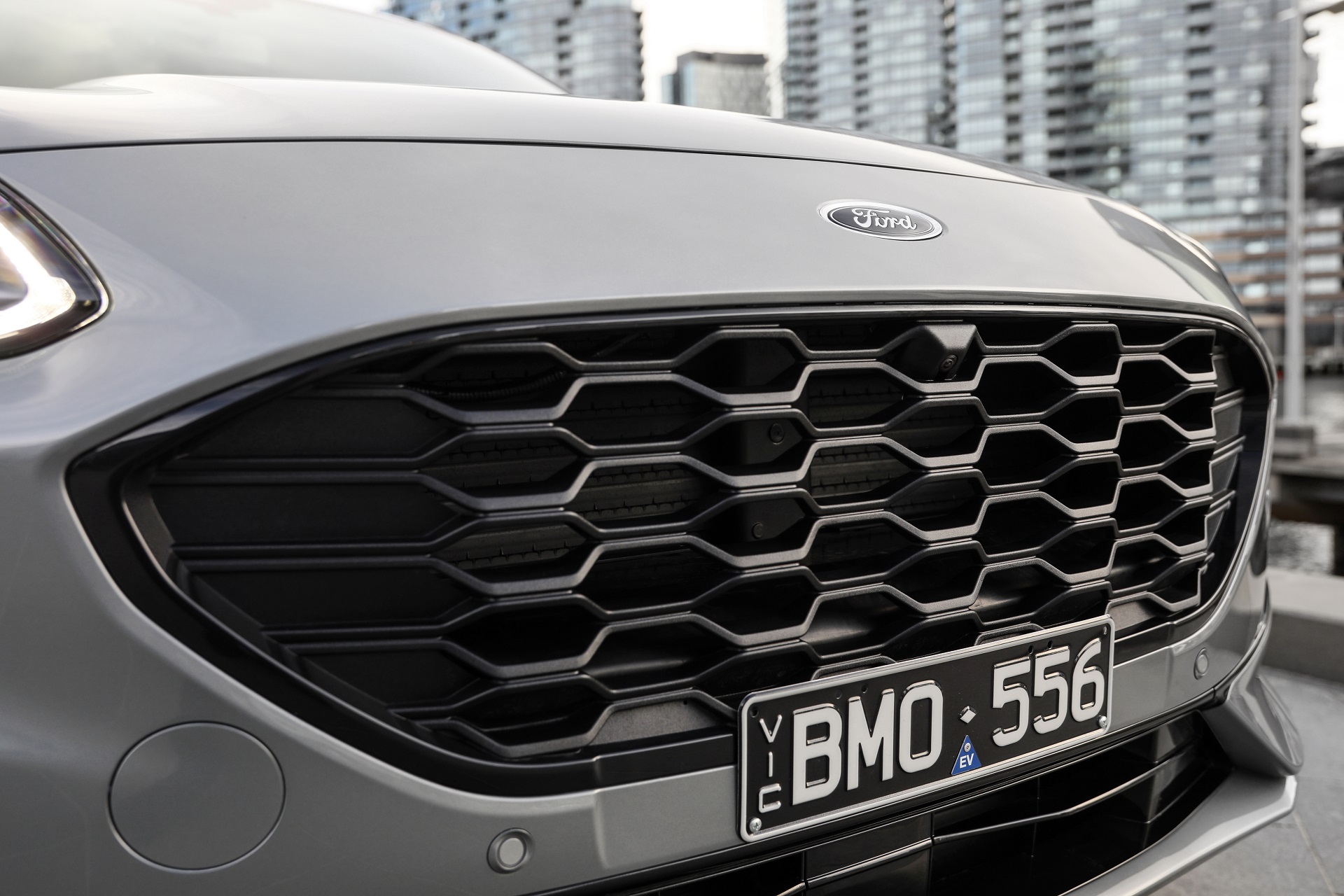 Download 2022 Ford Escape PHEV - AU version - Grille HD Wallpaper 1920x1280 #83