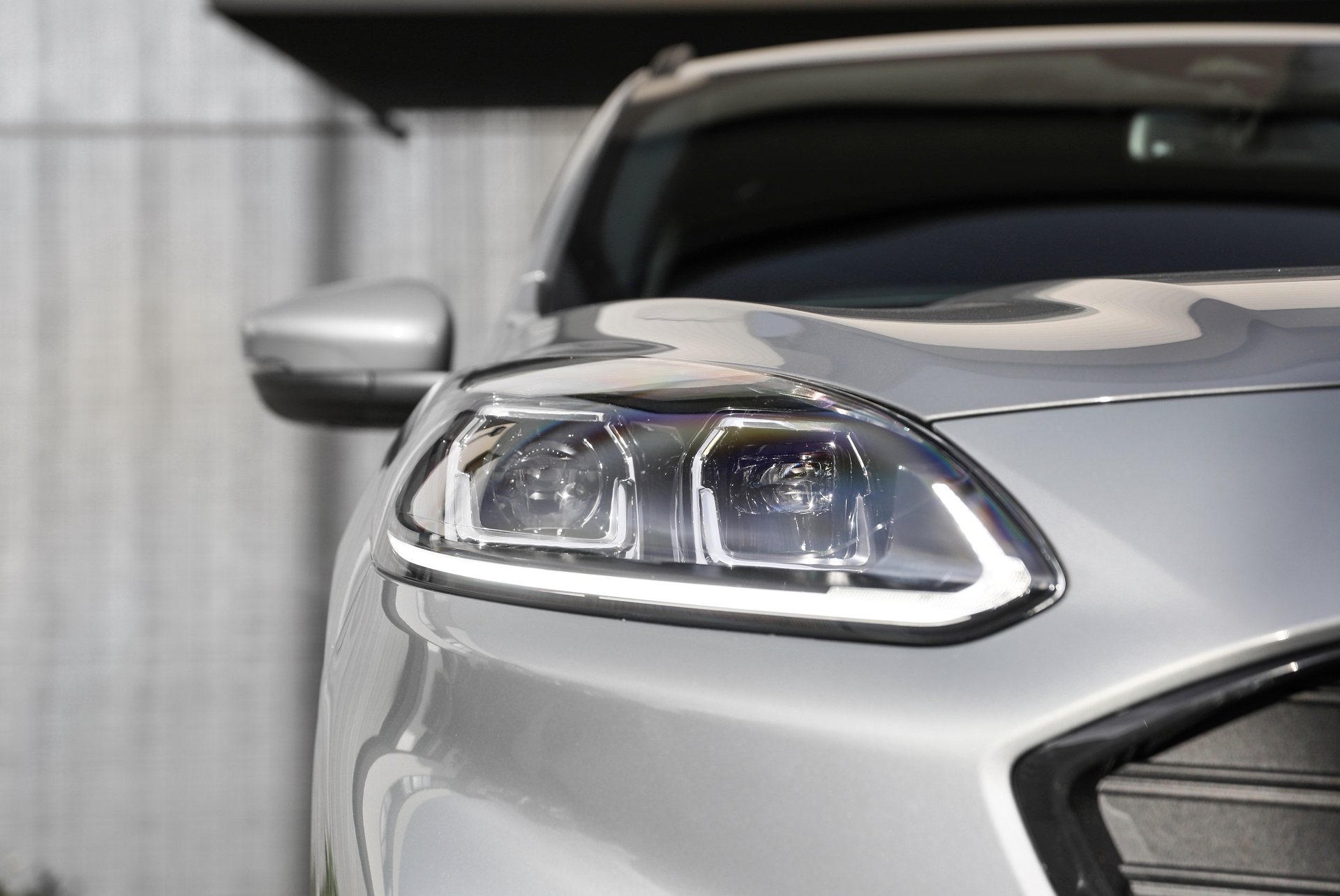 Download 2022 Ford Escape PHEV - AU version - Headlight HD Wallpaper 1920x1285 #87