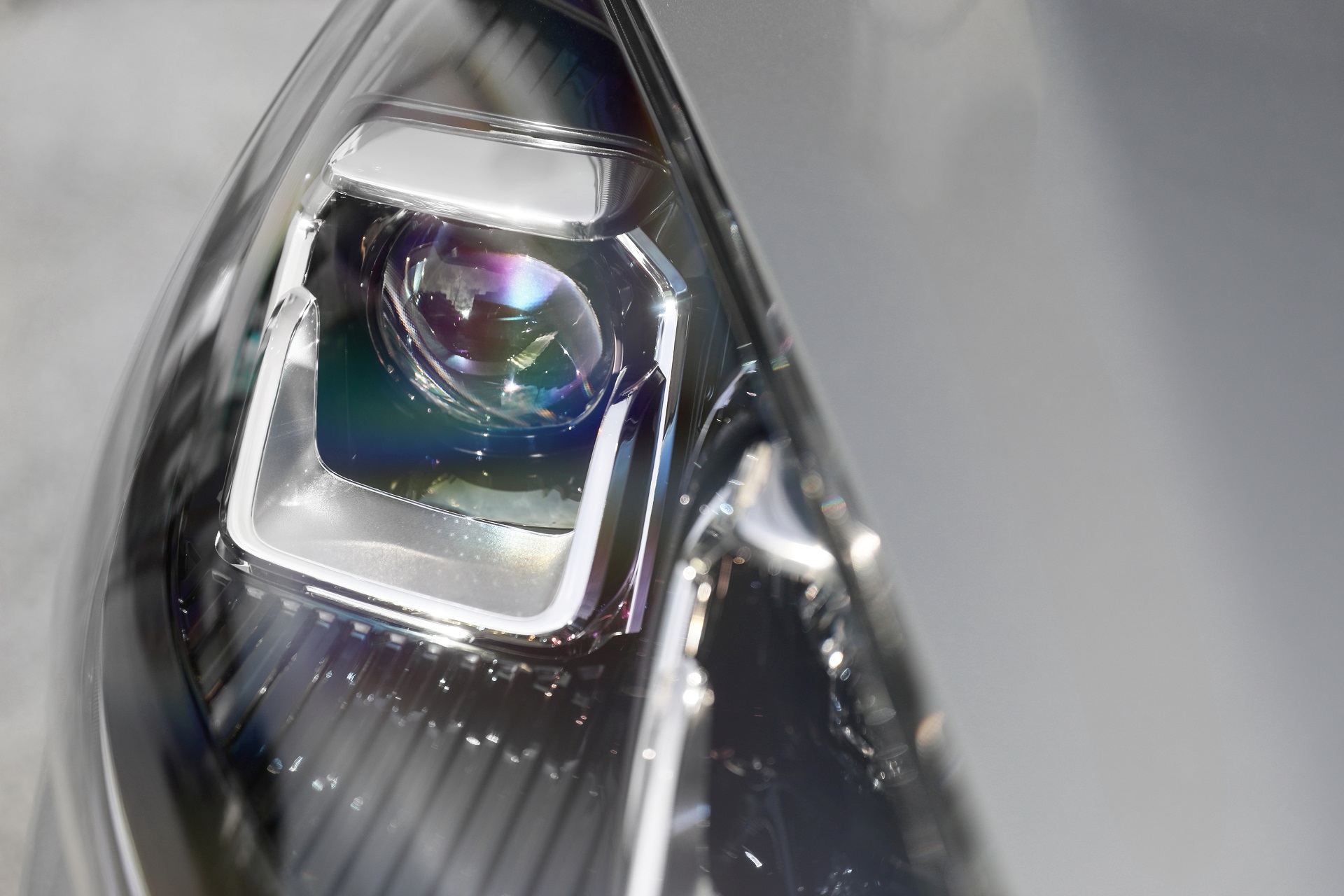 Download 2022 Ford Escape PHEV - AU version - Headlight HD Wallpaper 1920x1280 #89