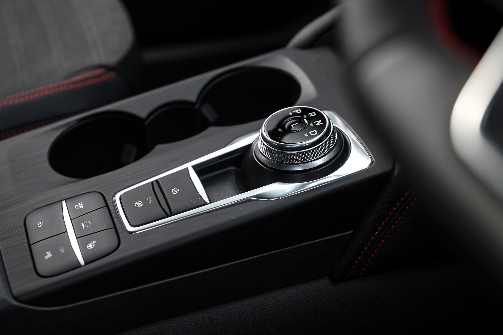 Download 2022 Ford Escape PHEV - AU version - Interior, Detail HD Wallpaper 1920x1280 #182