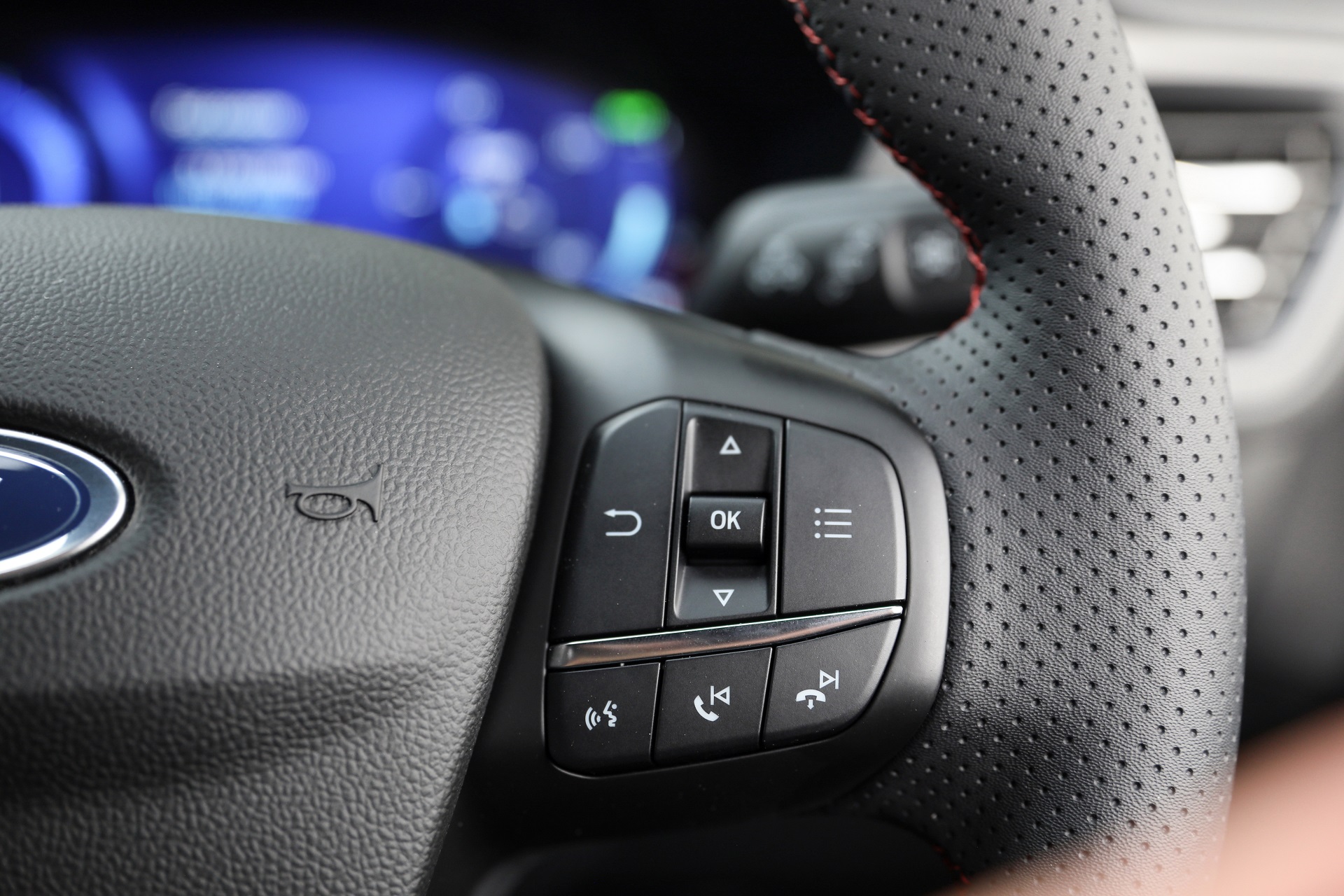 Download 2022 Ford Escape PHEV - AU version - Interior, Steering Wheel HD Wallpaper 1920x1280 #145