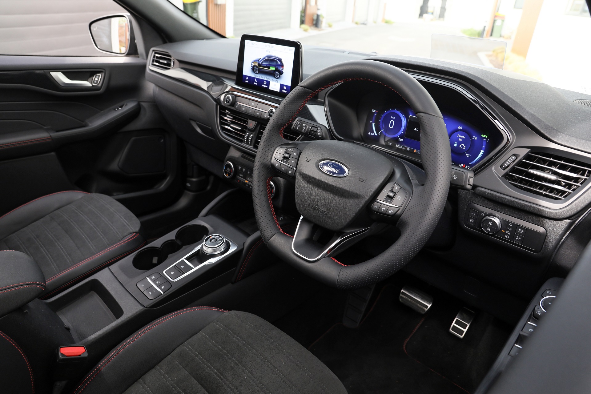 Download 2022 Ford Escape PHEV - AU version - Interior HD Wallpaper 1920x1280 #150