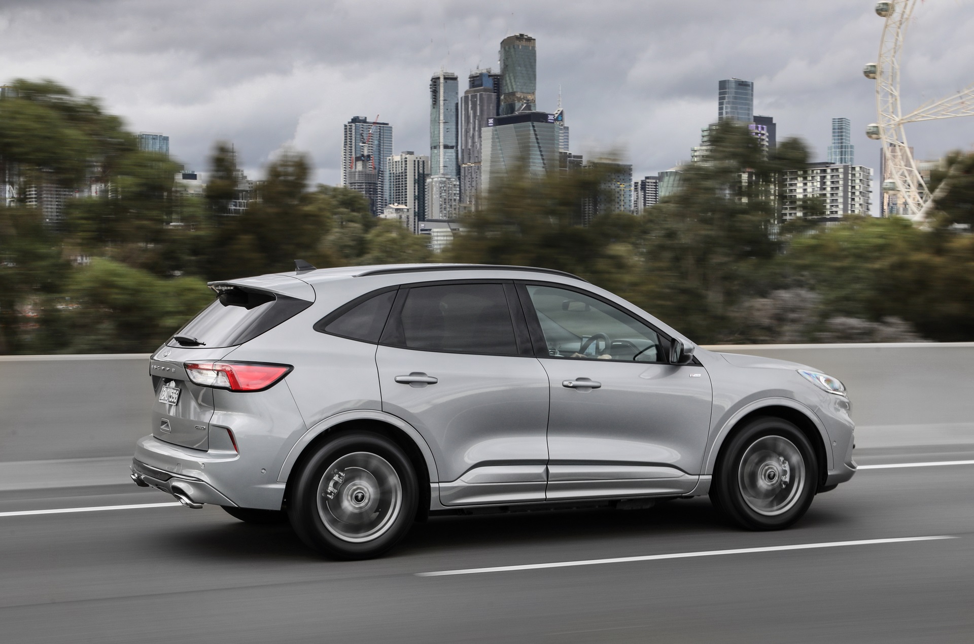 Download 2022 Ford Escape PHEV - AU version - Rear Three-Quarter HD Wallpaper 1920x1270 #23