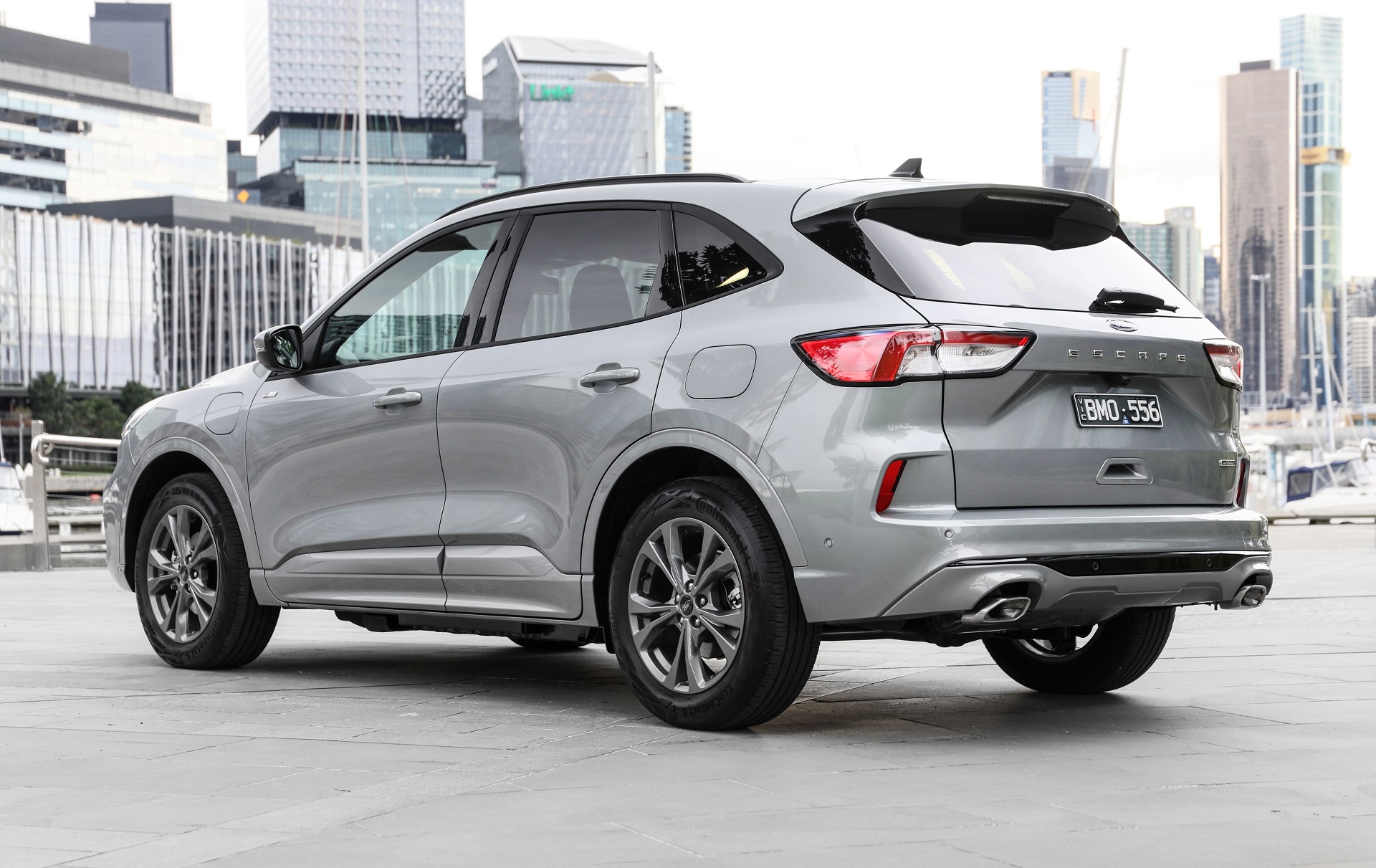 Download 2022 Ford Escape PHEV - AU version - Rear Three-Quarter HD Wallpaper 1920x1211 #19