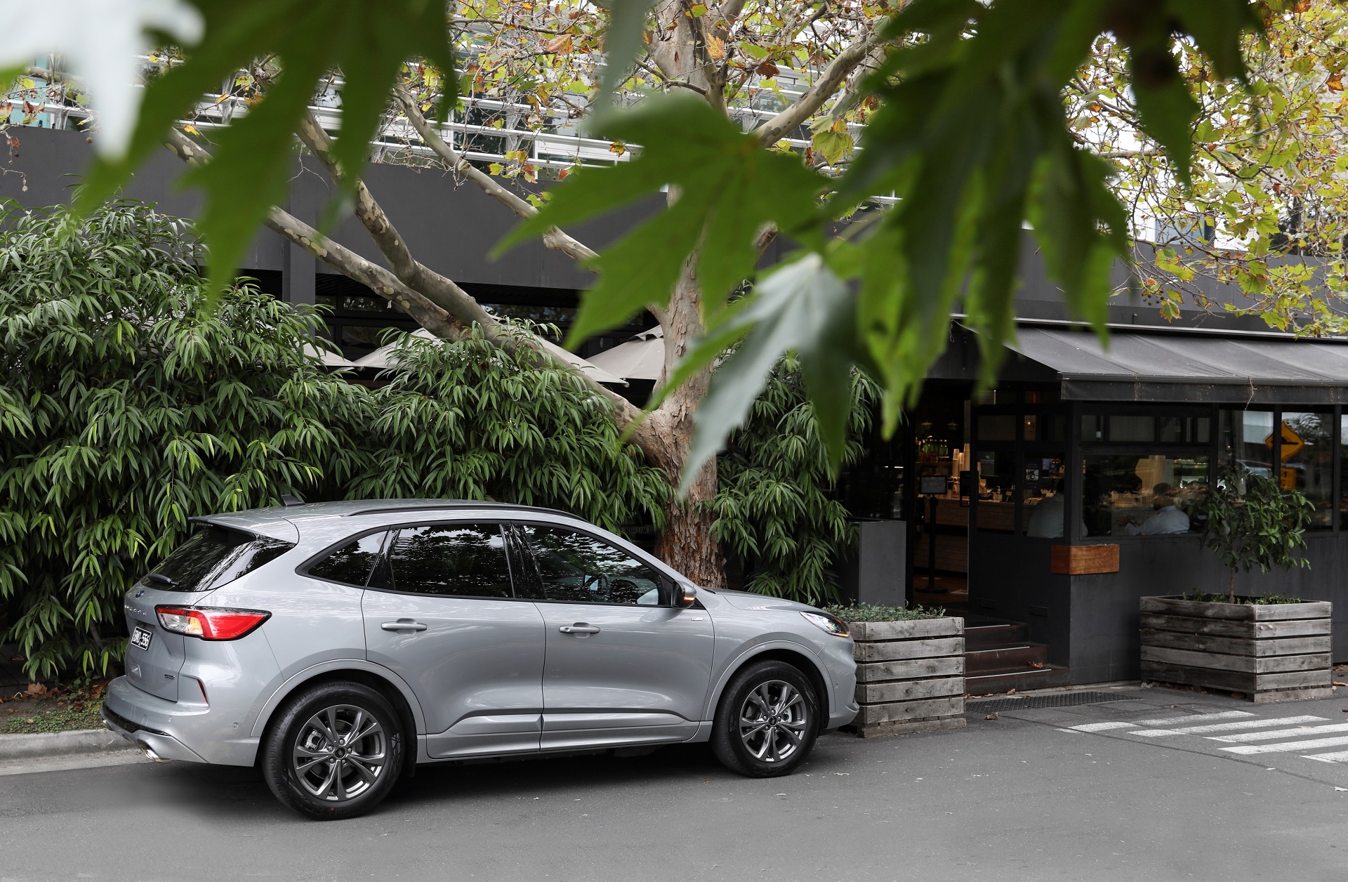 Download 2022 Ford Escape PHEV - AU version - Rear Three-Quarter HD Wallpaper 1920x1256 #51