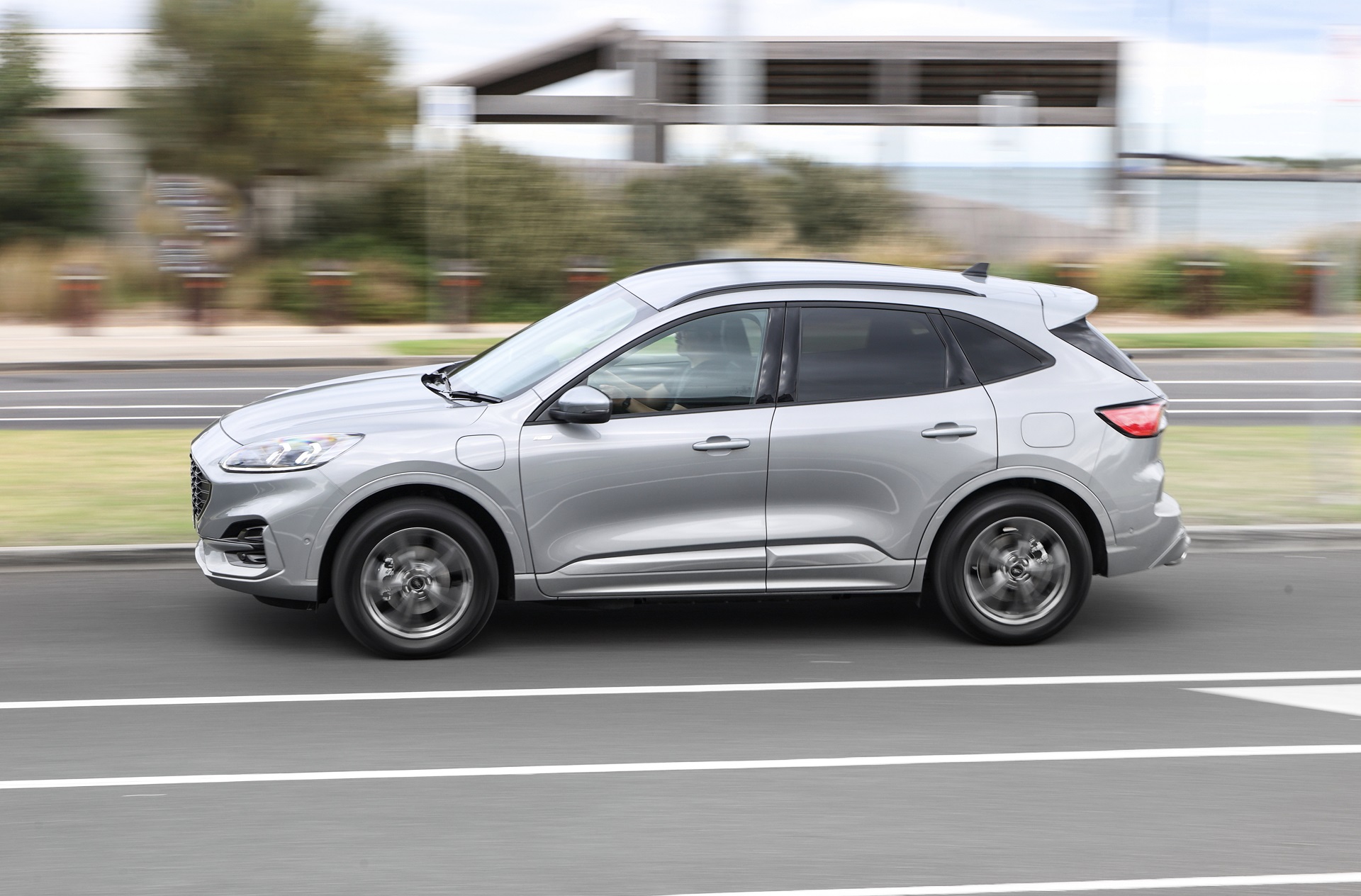Download 2022 Ford Escape PHEV - AU version - Side HD Wallpaper 1920x1264 #59